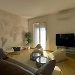 Grazioso Vicino Al Di * 埃尔巴