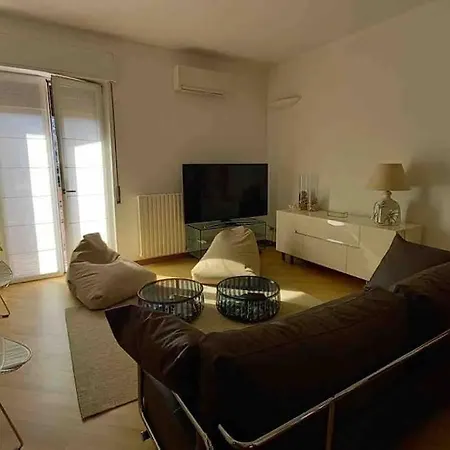 Appartement Grazioso Vicino Al Di Erba